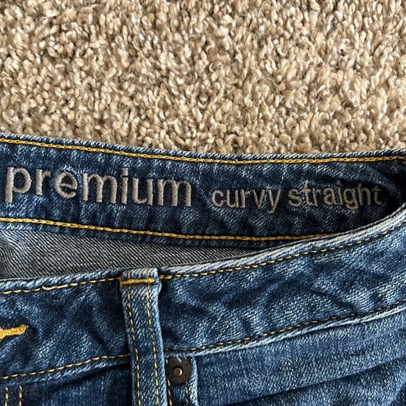 Jeans - Picture 3 of 4